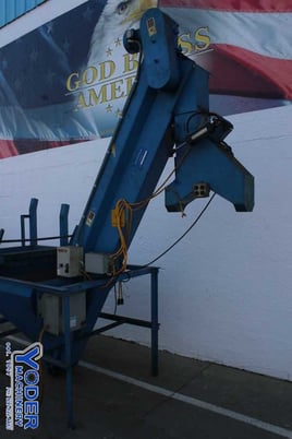 8" Davis inclined chip conveyor, 1" flights, 48" x 48" hopper, 67" dump height, #76349 - Image 4