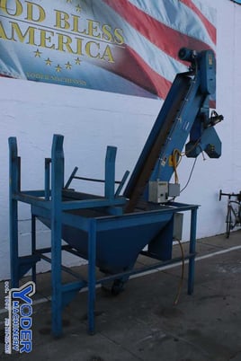 8" Davis inclined chip conveyor, 1" flights, 48" x 48" hopper, 67" dump height, #76349 - Image 9