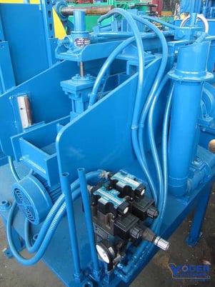 Machine Concepts, wire brush cleaning unit with grinder, 12" width, 1999, #55212 - Image 3