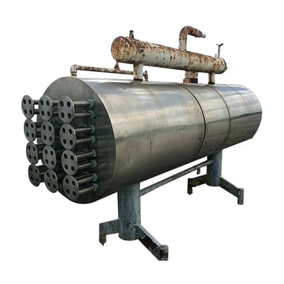 190.76 sq.ft., Stainless Steel Shell and Tube Heat Exchanger, 48 1-1/2" diameter x 10' 1-1/2" L Tubes, 44 - Image 2