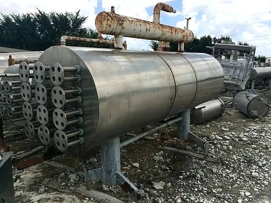 190.76 sq.ft., Stainless Steel Shell and Tube Heat Exchanger, 48 1-1/2" diameter x 10' 1-1/2" L Tubes, 44 - Image 5