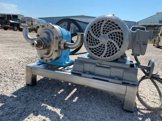 36 GPM @ 150 psi, Waukesha Cherry-Burrell #25, Positive Displacement Pump, 0.06 Gallon, 5 HP, 1755 RPM - Image 3