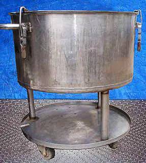 20 gallon Stainless Steel Single Shell Tank, 23.5" diameter x 12" H inside tank, 23" diameter tray - Image 3