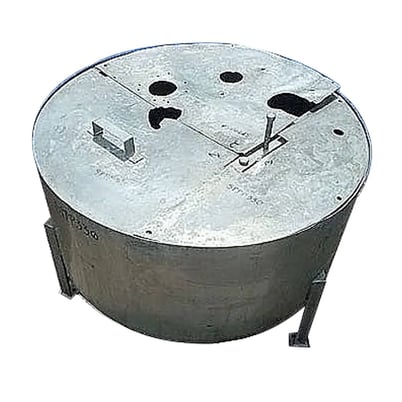 40 Gallon Stainless Steel Tank, Three-piece cover, 2" diameter pipe - Image 1