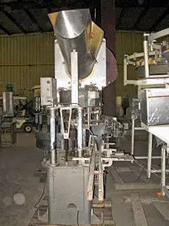 Resina #S-30, Capper, 1/0.33 HP, 24/60 & 24/55 CPM, 2" diameter x 3/4" H Capacity, 4" width x 83" L Conveyor - Image 4