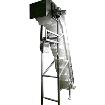 18" wide x 9' long, Stainless Steel Incline Conveyor, 102" discharge H, 3" H flights spaced 14-1/2" apart - Image 2