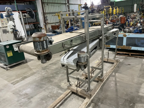 15" wide, Transfer Conveyor, 0.5 HP, 50" inlet H, 32" outlet H - Image 3