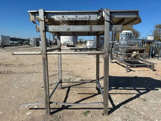 Commercial Manufacturing Company, Supply Vibrating Shaker, 86-1/2" infeed H, 83" exit H, - Image 6