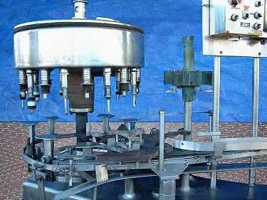Federal, 20-Head Filler, (10) 1-1/8" & (10) 5/8", 10.75" diameter Center-to-center, 40" dia x 10" H Drum - Image 5
