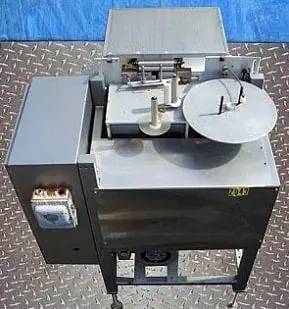 Gilbreth Packaging Systems/Culbro #Tamp-R-Alert, Neck Bander, 220 V, 30" L timing screw, 4" pitch, 28.2 CFM - Image 7