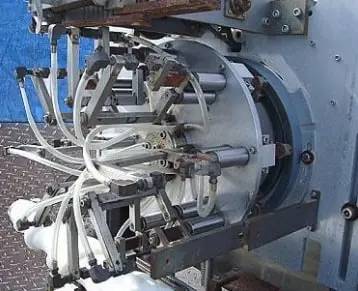 Gilbreth Packaging Systems/Culbro #Tamp-R-Alert, Neck Bander, 220 V, 30" L timing screw, 4" pitch, 28.2 CFM - Image 9