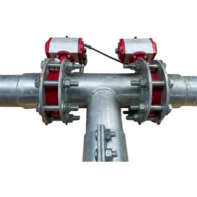 5" Flowline PTFE butterfly valve with pneumatic actuator for food processing, chemical & sanitary applications - Image 1