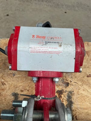 5" Flowline PTFE butterfly valve with pneumatic actuator for food processing, chemical & sanitary applications - Image 7