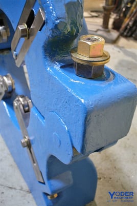 18" LeBlond 4-point roller type steady rest, 10" x28" base, cast iron construction, #54043 - Image 6