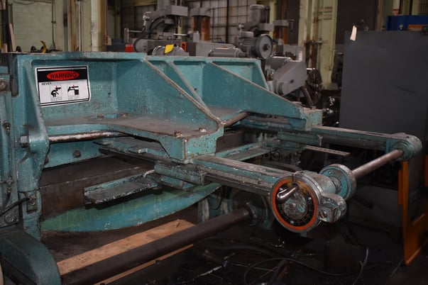 10 gauge x 4.4' Wysong #1052, mechanical power squaring shear, ear operated manual back guage - Image 2