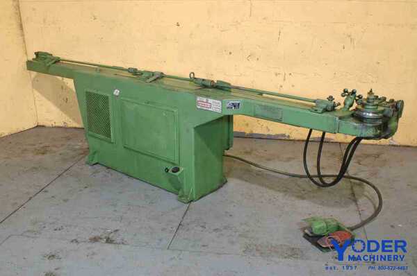 1" Curvatubi #B-25, horizontal tube bender, right bend direction, 3-180&deg; bend, 3 HP, #51499 - Image 1