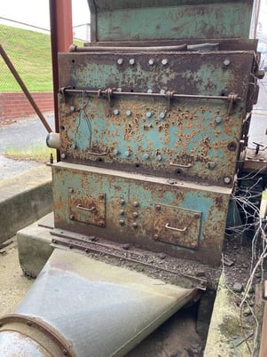 Jeffrey #45, Wood Hog, 125 HP, 460 V., 28" x 44" inlet, 7" x 40" outlet,hopper included - Image 3