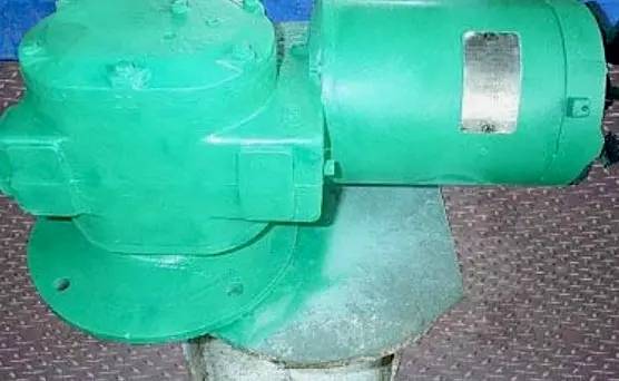.75 HP Reliance, Flange Mount Gear Reduction Agitator Drive, 230/460 V, 1725/860 RPM, 35/17.5 RPM final, 3/4" - Image 5