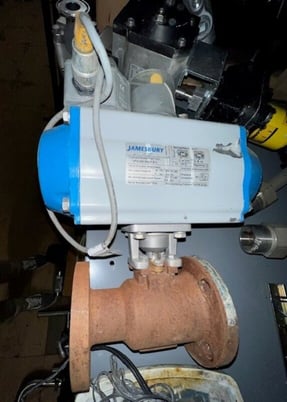 Jamesbury #VPVL300-SR4/5-B, Actuator w/ 1.5" Valve, 116 psi - Image 1