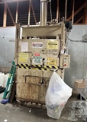 Max-Pak #MP-V48, Cardboard Compacting Machine, 10 HP, 230/460 V, 2016 - Image 3