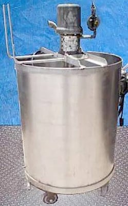 90 gallon Stainless Steel Tank with Graco Drum Pump, 28" diameter x 35" H inside dim., 80 psi - Image 3