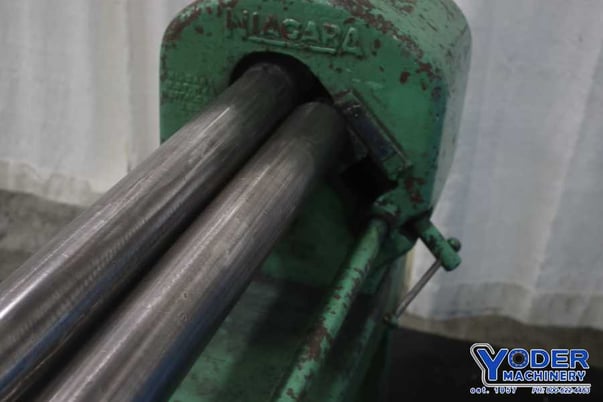 4' x 16 gauge Niagara #342, initial pinch type bending roll, 3" roll diameter, hand crank, #75157 - Image 8