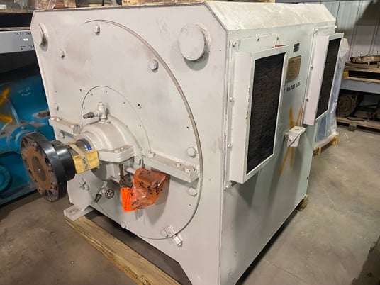 600 HP 890 RPM Elliott, Frame 4017, Sleeve, 4000 Volts, Reconditioned - Image 2