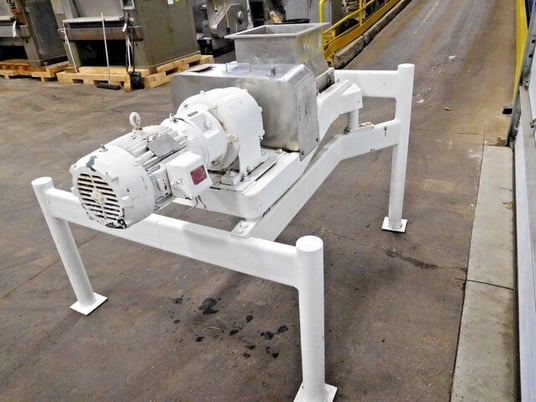 Fitzpatrick #6.6Dx12L, Guiloriver, 5 HP, 230/460 V, 1730 RPM, (2) 6" diameter x 12" L rotors w/ pins - Image 4