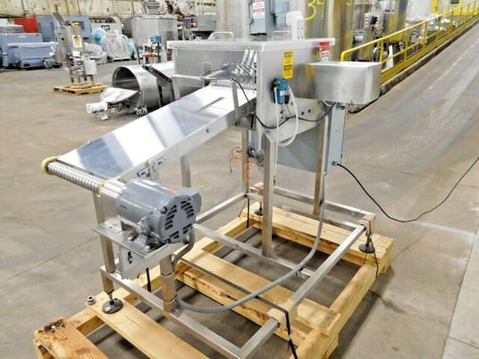 Packaging Progressions Inc. #200-S-F-13, High Speed Stacker, 1/2 HP, 1725 RPM, 560 lb. w/ pallet - Image 7