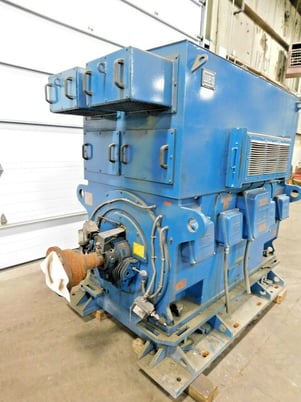 2500 HP 3576 RPM Weg #MGP-7011, Induction Motor. 4000 Volts, 13" L x 4" W shaft - Image 2