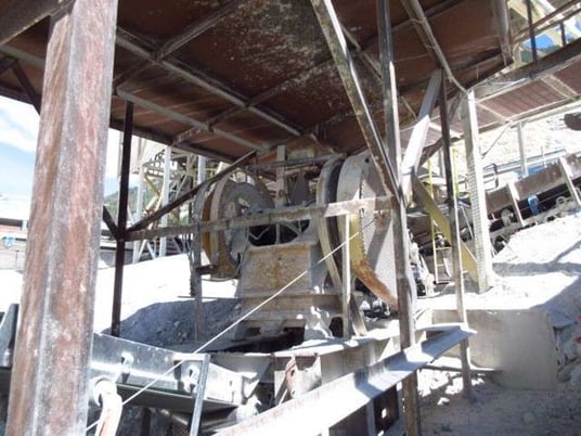 44" x 48" Sandvik Jaw Crusher Plant, 200 HP, 330-735 STPH, 48" x20' vibrating grizzly feeder - Image 4