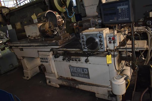 Heald #275 Sizematic, extended bridge,digital read out,behind wheel dresser, 3-jaw 10" chk, 14000 RPM - Image 7