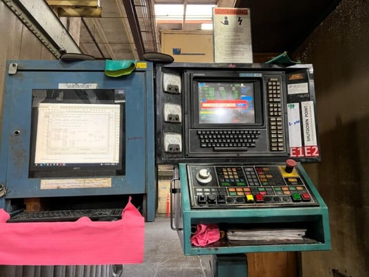 Cincinnati, 3 Spindle 5 Axis Gantry Profiler, 1330" X Travel, 104" Y Travel, 28" Z, 1999 - Image 2