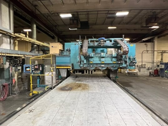 Cincinnati, 3 Spindle 5 Axis Gantry Profiler, 1330" X Travel, 104" Y Travel, 28" Z, 1999 - Image 3