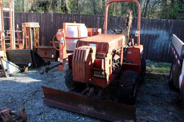 Ditch Witch 3700DD, Ride-On Trencher, S/N: 3P1057 - Image 4
