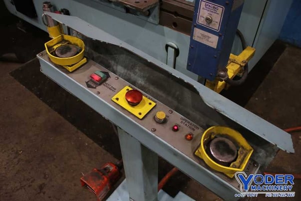 90 Ton, Cincinnati #90CBIIX6, hydraulic press brake, 8' overall, 78" between housing, 8" stroke, 15" open - Image 6