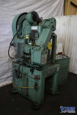 30 Ton, Bruderer #BSTA30, high-speed production press, 3-post, 1.57" stroke, 8" Shut Height, 1.57" adj. - Image 2