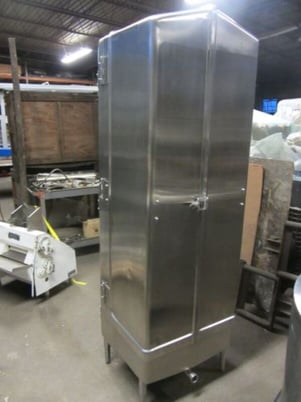 Mojonnier #8640, Plate Cooler, (5) 14" width x 50" H plates, 2" NPT nozzles, 1-1/4" diameter Outlet - Image 2