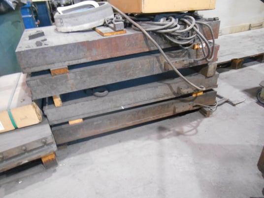 36" x 196" Thompson #6C, horizontal spindle surface grinder, 30 HP, excellent running condition - Image 8