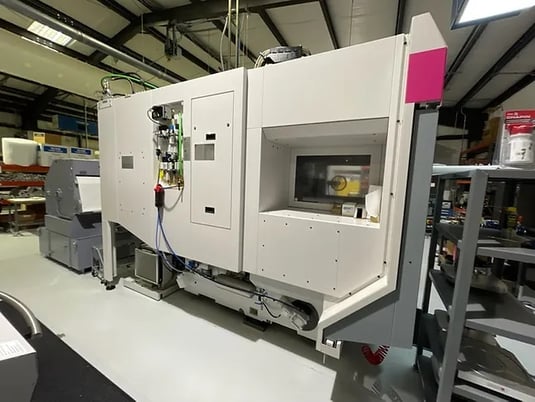 Stama #MC533, 5-Axis,trunion table, 12000 RPM,Siemens 840D,Reinashaw probe,HP coolant, 25 HP - Image 5