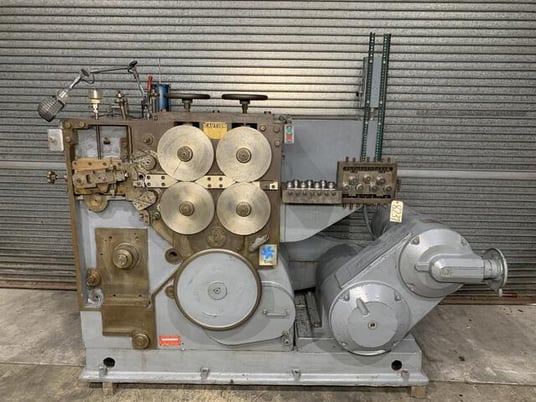 No. W125SA Torin Springmaker, .105"-.250" wire diameter,.375"-4.250" coil outside dimension capacity, 13-115 - Image 1