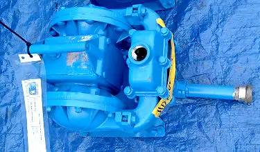 1-1/2" Warren Rupp, Diaphragm Pump, 28 GPM max @ 5 psi of head, 100 psi air supply, 80 gallon displacement - Image 2