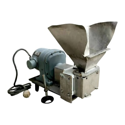 APV #R3-RI, Positive Displacement Pump w/ hopper infeed, 2" x 4" inlet, 2" outlet, 5-lobe rubber impeller - Image 1