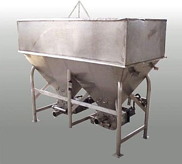 360 gallon APV, Stainless Steel Feeding Hopper Tank and Pump Package, 6' L x 2' 11" width x 44" H straight - Image 3