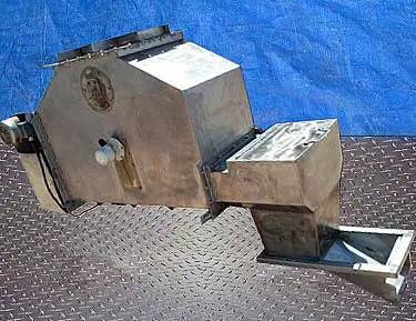 Stainless Steel Ice Hopper and Auger, 100 gallon capacity, (3) 6" diameter x 53" L screws, 10" L x 4" width - Image 3