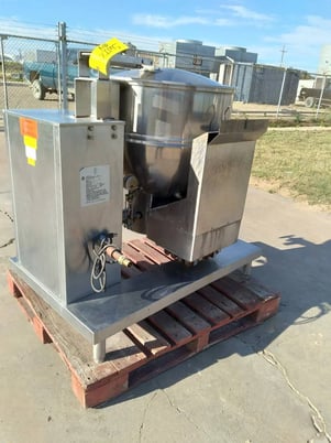 40 gallon Groen #DHT/1P-40, Mixer Kettle, 100000 BTU/hr., 3.5" manifold gas press, 6" from sidewalls, 10" - Image 4