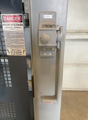 600 Amp. S & C Electric Co Electric Co, 17 KV Load Interrupter Switch N1 - Image 5