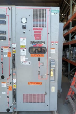 1200 Amp. Siemens, 5 kv fusible load interrupter switch n1 - Image 1