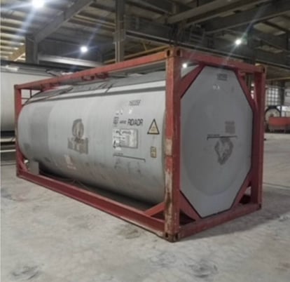 6600 gallon Wellfit Oddy Burg 26000l Stainless Steel T11 Iso Tank, 2004 - Refurbished - Image 4