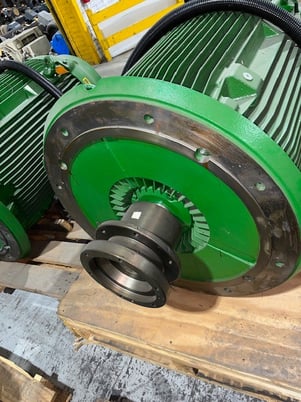 550 HP 1790 RPM Weg, Frame 586/7TD, 460 Volts, New Motor. WP0954 - Image 5